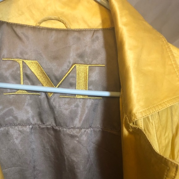 Mycra PAC swing coat. - Picture 3 of 8